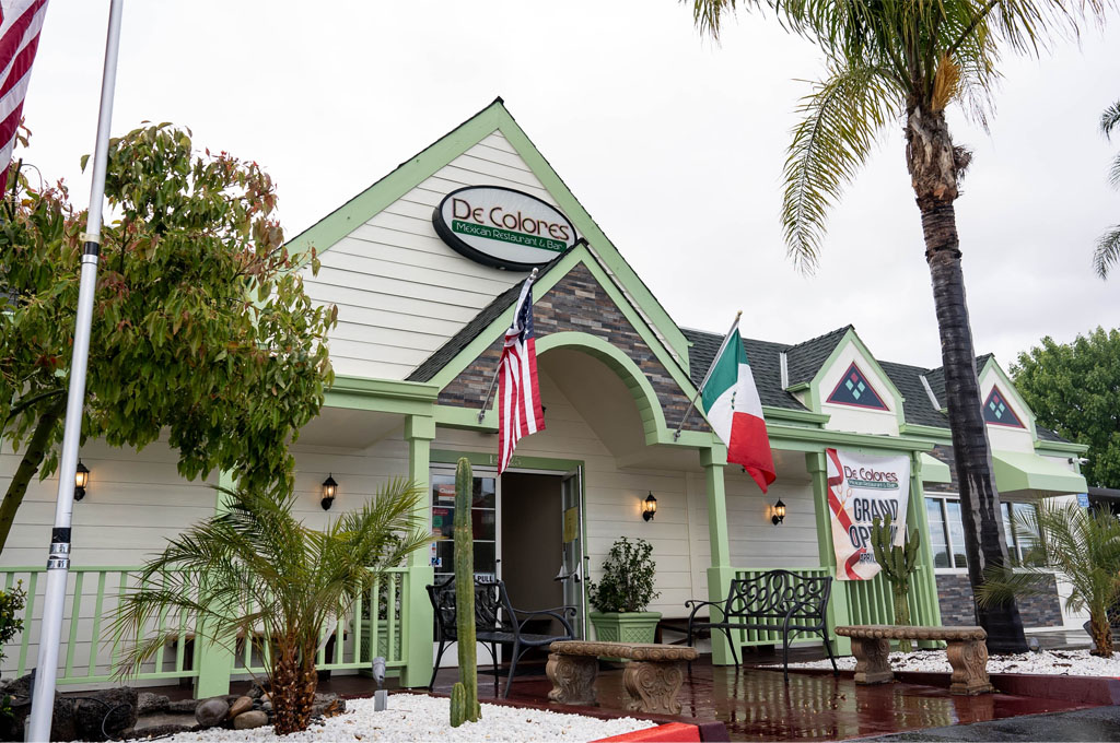 Welcome to De Colores Mexican Restaurant and Bar